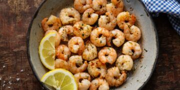 Air Fryer Garlic Butter Shrimp (Quick & Juicy)