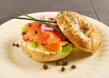Smoked Salmon & Cream Cheese Bagel