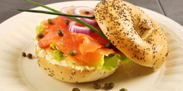 Smoked Salmon & Cream Cheese Bagel