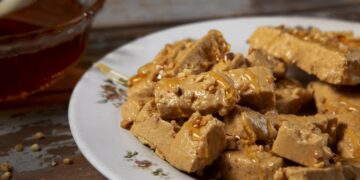 Crispy Baked Tofu Bites with Soy-Ginger Glaze